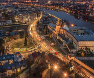 Kraków niczym Las Vegas. Takich zdjęć nocnego miasta jeszcze nie widziałeś!