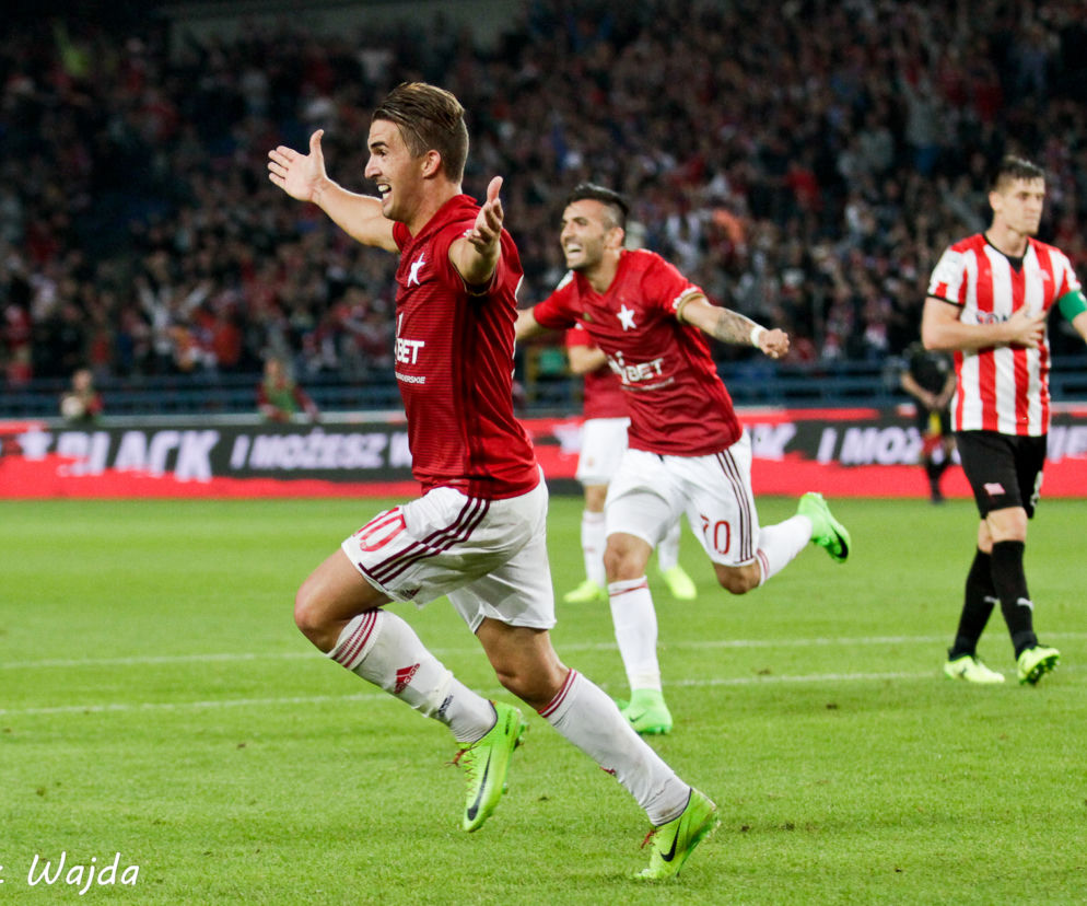 Derby Krakowa zwycięskie dla Wisły: Zobacz zdjęcia z meczu! [GALERIA, AUDIO]