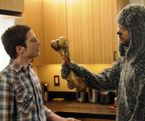 Wilfred (Jason Gann), Ryan Newman (Elijah Wood)