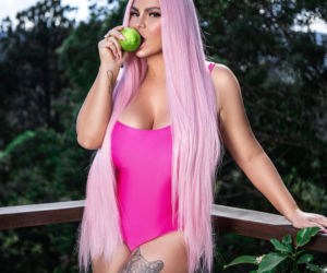 Miss Bumbum ujawnia szokującą prawdę! To nieprawda, że mężczyźni wolą blondynki