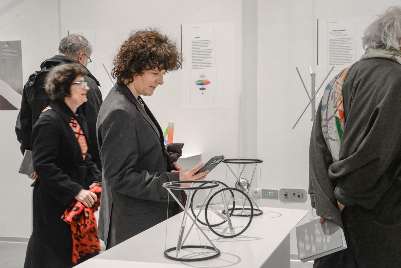 Wernisaż wystawy Jerzego Porębskiego „I cóż z tego, że świat wisi na włosku?”