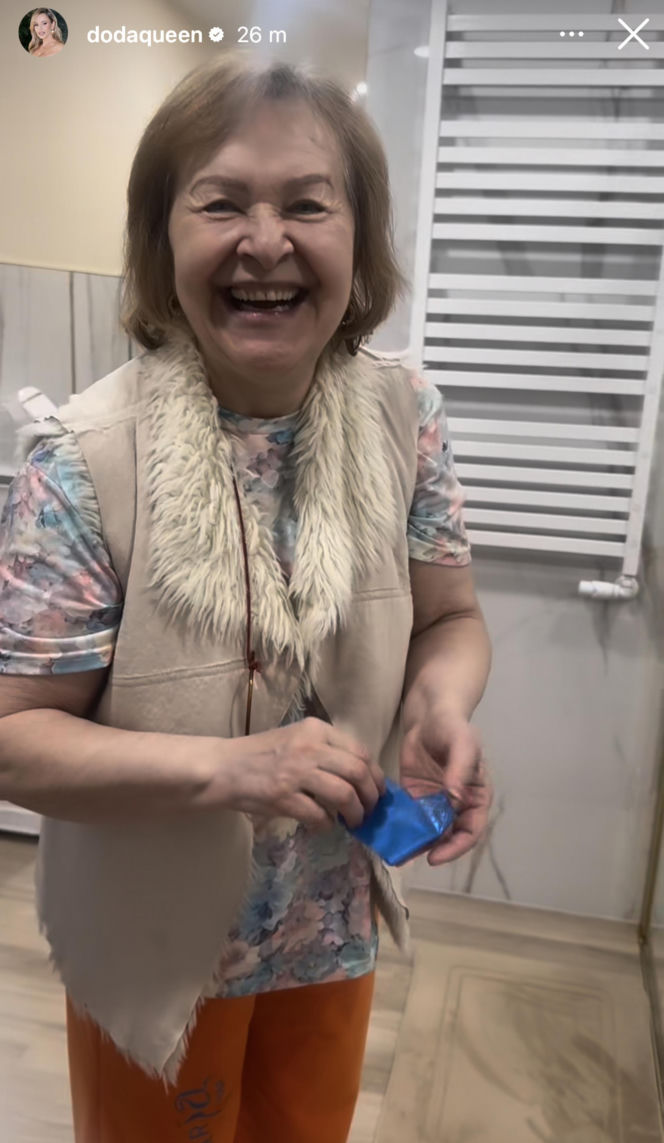 Doda urządziła rodzicom pokój na starość