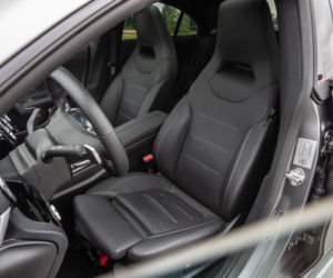 Mercedes-Benz CLA 220 4MATIC 7G-DCT