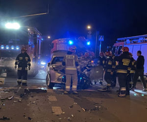 Ukradł auto i rozbił je na Białołęce