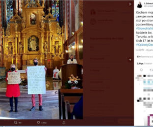 Kobiety szturmują kościoły