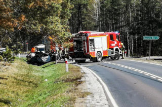 Auta stanęły w ogniu. Prokuratura ustala tożsamość drugiej ofiary wypadku. Co już wiadomo?