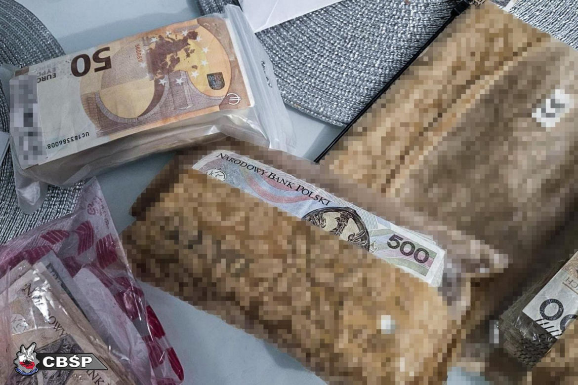 Agencja towarzyska kontra stu policjantów. Kilkanaście osób zatrzymanych!