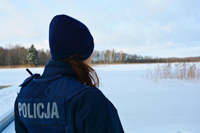 Wyszła do sklepu i zniknęła. Policjanci znaleźli ją na polu