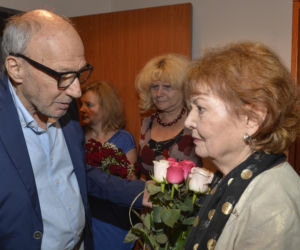 Fani w rozpaczy! Nie żyje wielka gwiazda ekranu! Iga Cembrzyńska odeszła w wieku 87 lat.