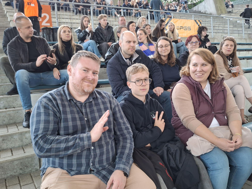 PGS Rock Festival na Kadzielni. Tłumy fanów śpiewały z LemON-em i Ewą Farną