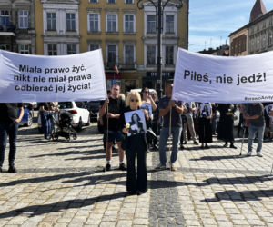 Ostrów. Marsz Milczenia dla Anity! [ZOBACZ,POSŁUCHAJ]