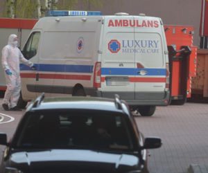 Strażacy uwięzieni na kwarantannie