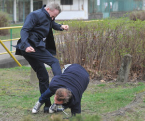 Na Wspólnej 2312, Janusz (Mirosław Baka), Marcin (Piotr Nowak)