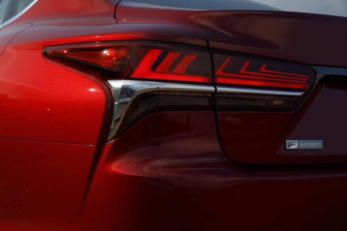 nowy Lexus LS500 F-Sport