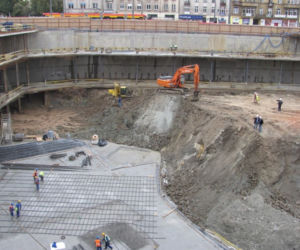 Rekordowej głebokości ściana szczelinowa wieżowca Plac Unii w Warszawie