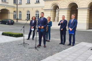 Samorządowcy sprzeciwiają się Polskiemu Ładowi. Do protestu dołączyła też stolica