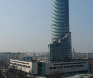 Sky Tower we Wrocławiu