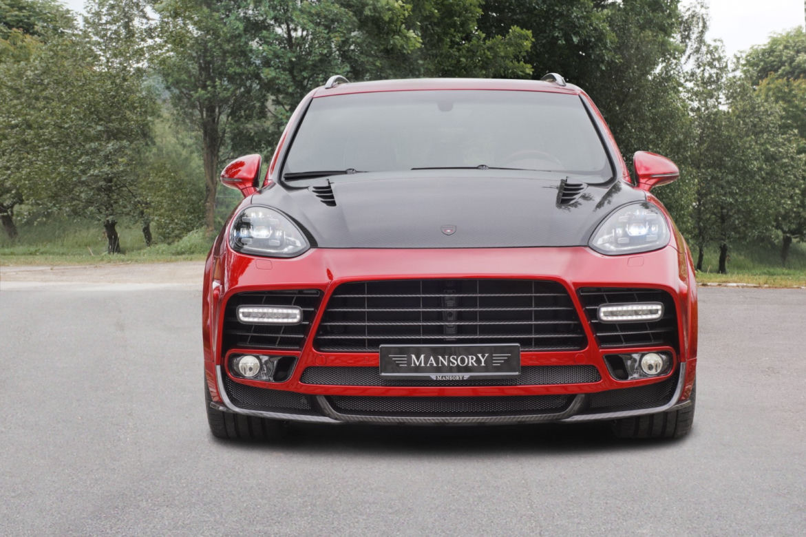 Porsche Cayenne Turbo S po tuningu Mansory