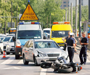 Mercedes staranował motocykl