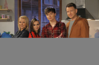 Pierwsza miłość. Melka (Ewa Jakubowicz), Krystian (Patryk Pniewski), Marysia (Aneta Zając), Michał (Wojciech Błach)