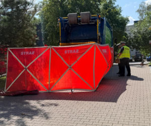 Śmiertelny wypadek w Warszawie. Nie żyje kobieta