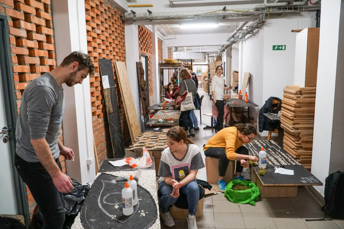 Instalacje artystyczne z roślin wykonane w pracowni Architektury Krajobrazu KUL, przez studentów pod okiem wykładowcy mgr. inż. Pawła Adamca