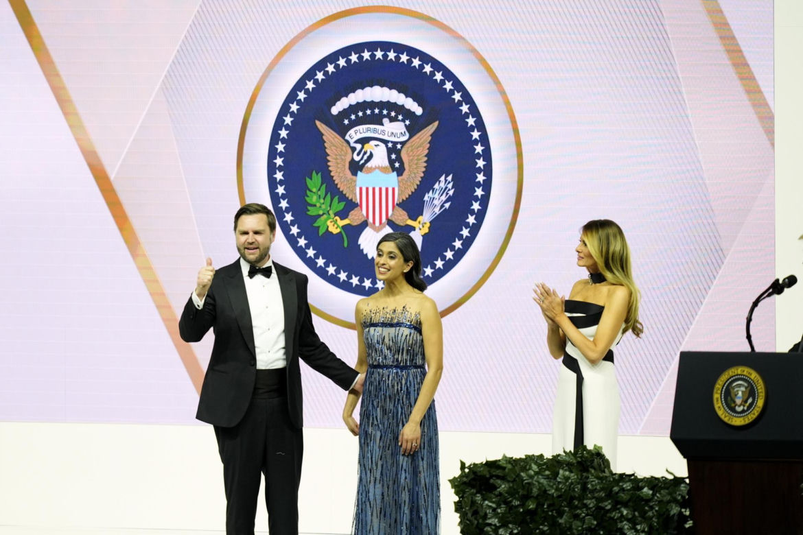 Pierwszy taniec pierwszej pary! Tak Donald Trump i Melania świętowali zaprzysiężenie