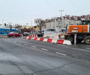 Budowa torowiska na zachodzie Wrocławia rozpoczęta. Potężne utrudnienia do Leśnicy
