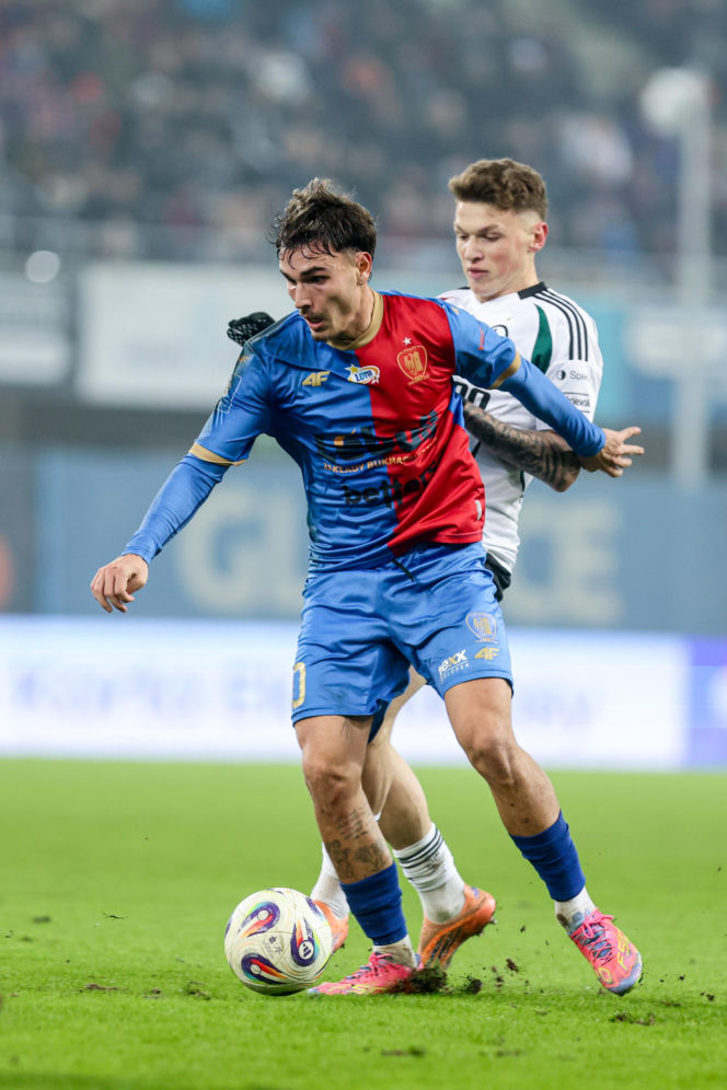 Piast Gliwice - Legia Warszawa, zdjęcia kibiców i zawodników z meczu 18. kolejki PKO BP Ekstraklasy