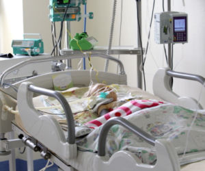 ZGWAŁCIŁ 2 LETNIĄ CÓRKĘ DOSTAŁ TYLKO 5 LAT