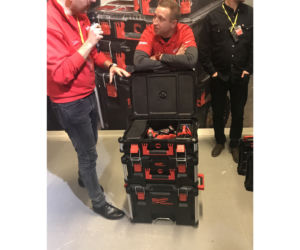 Elektronarzędzia akumulatorowe i inny sprzęt Milwaukee