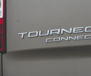 Ford Turneo Connect Titanium 1.5 D 120 KM AT8
