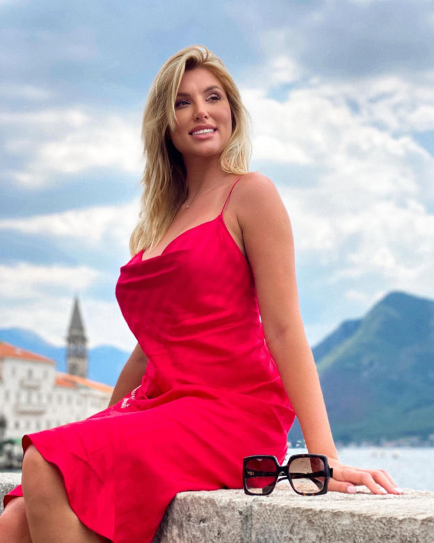 Karolina Pajączkowska 