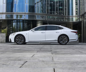 Lexus LS500h F-Sport