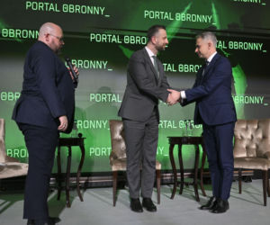 Konferencja Portalu Obronnego „Odporność cyfrowa i informacyjna Polski. Wyzwania w dobie wojny hybrydowej. Drugi panel