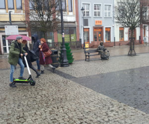 Pierwsze hulajnogi elektryczne są już w Grudziądzu. Do dyspozycji mieszkańców 40 sztuk