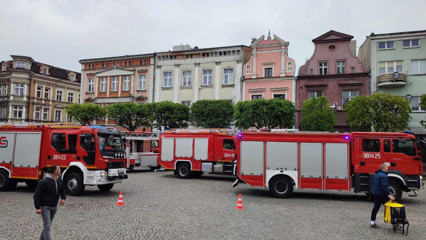 Pożar na rynku w Lesznie