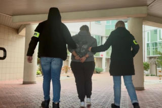 Kilkadziesiąt kilogramów amfetaminy na podwórku. Narkotyki wozili taczką!