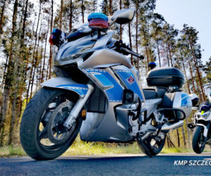 Nowe motocykle Yamaha w szczecińskiej drogówce