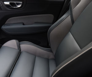 Volvo XC60 B4 Mild Hybrid FWD AT8 Momentum