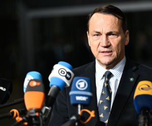 Ważna deklaracja Sikorskiego. Polska, Niemcy i Norwegia wspólnie finansują broń dla Ukrainy