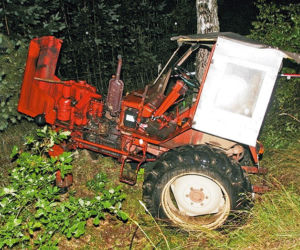 Rozjechał go własny traktor