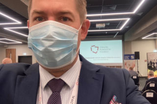Starosta namysłowski ma koronawirusa! Internauci wciąż nie wierzą. Masoneria!