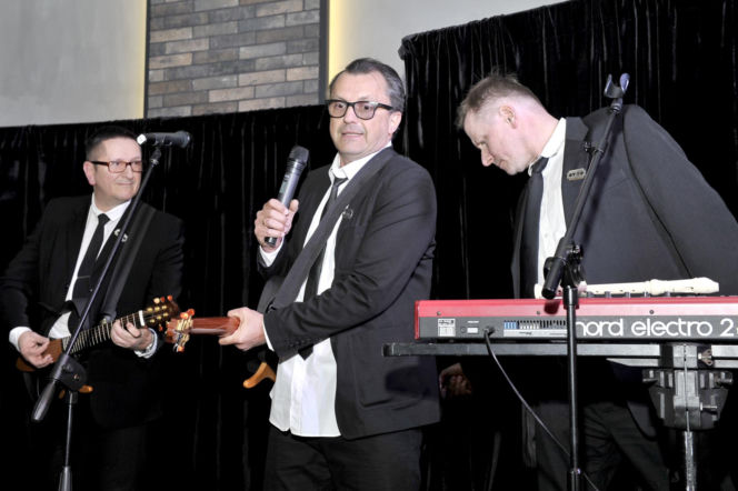 Ale afera w telewizji Republika! Ogłosili ich występ w sylwestra, ale okazało sie, że to nieprawda!