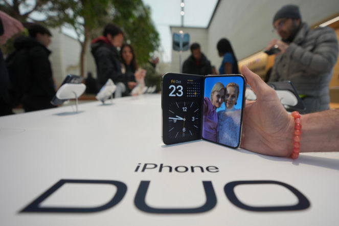 iPhone Duo