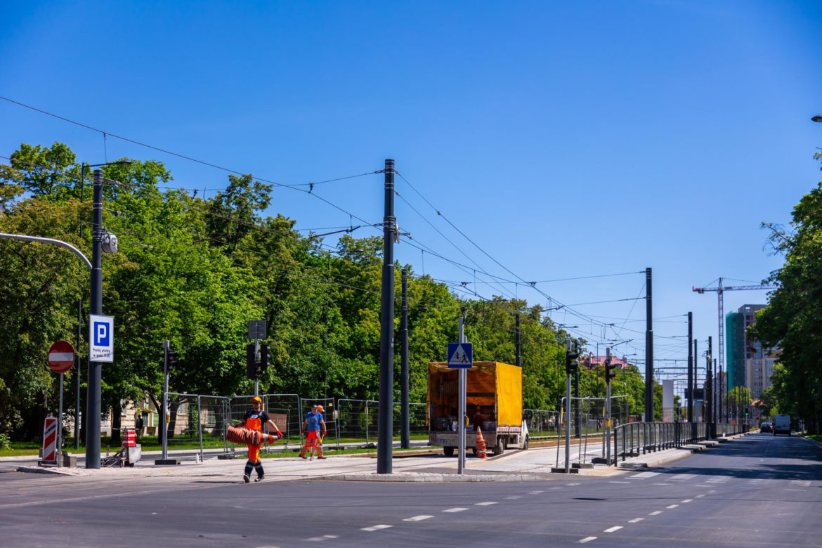Tramwaj na Gagarina w Warszawie