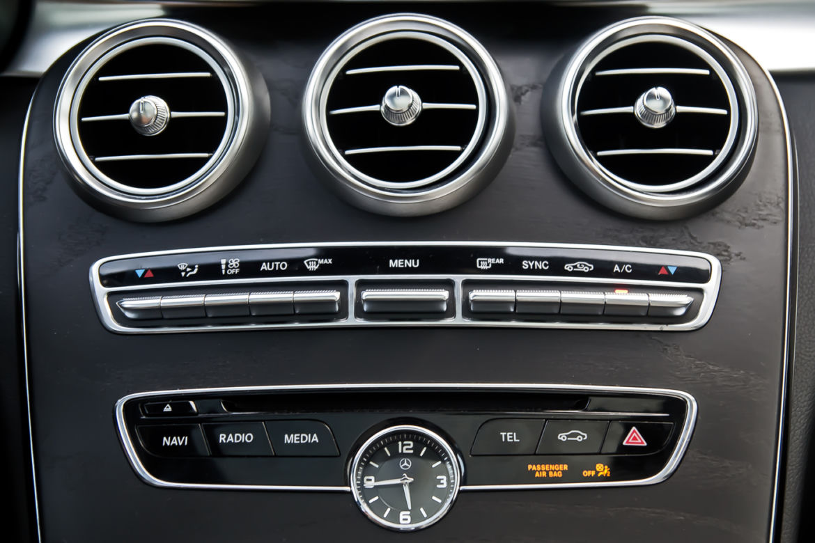 Mercedes-Benz C300 BlueTEC Hybrid