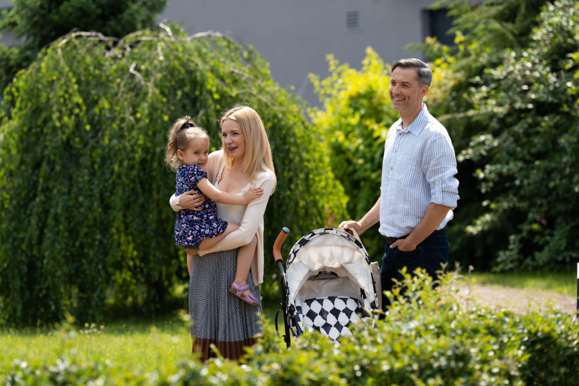Na dobre i na złe odc. 897: Emilka (Nadia Hamouda), Marcin (Filip Bobek), Dominika (Paulina Gałązka)