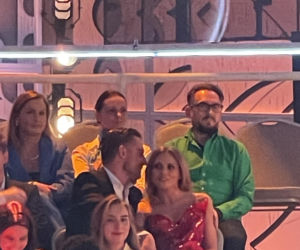 Tak Kaczorowska i Rogacewicz zachowywali się na ramówce TVP. Najpierw obejmował, a potem nurkował pod krzesło!