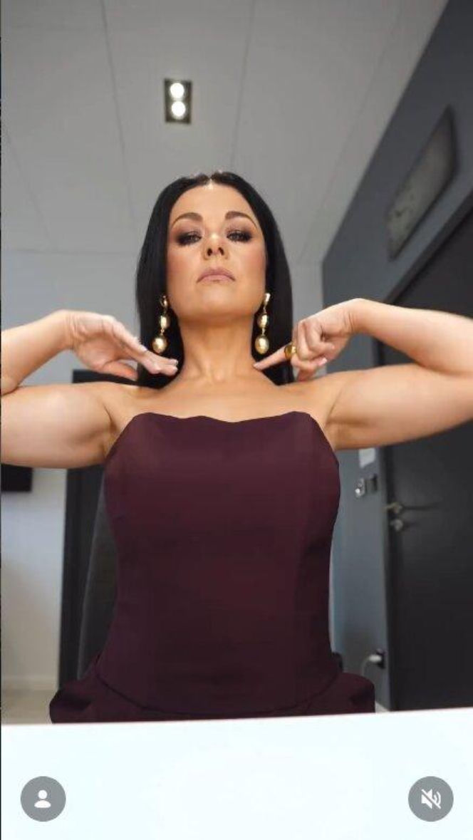 Z brzydkiego kaczątka w wielką diwę Polsatu. Cichopek znowu zaskoczyła